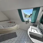 Relaxen Am - Mit Parkplatz Und Whirlpoolwanne, Ostsee Apartment
